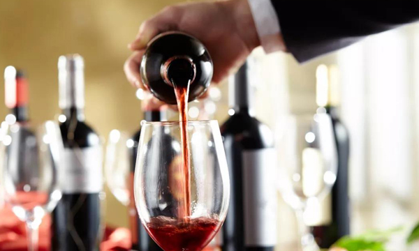 喝意大利葡萄酒时，你是新派还是旧派？